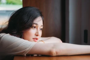 cati ani are angelina jolie